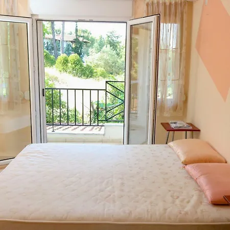 Book & Go Seaside Villas